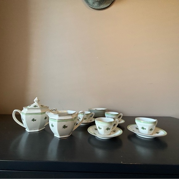 Coimbra Portugal White & Green Bone China Demitasse Tea Set Six Extra Saucers - Picture 1 of 7